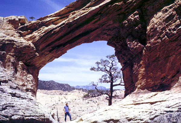 Bridge Mountain Arch, Nevada