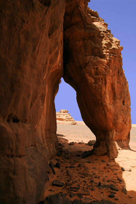 Unnamed arch, Akakus Plateau, Libya