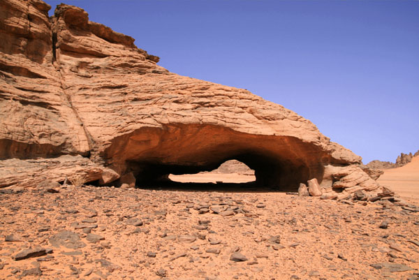 Unnamed arch, Akakus Plateau, Libya