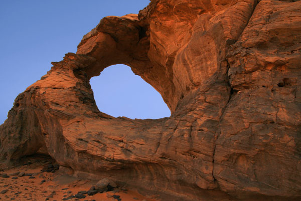 Unnamed arch, Akakus Plateau, Libya