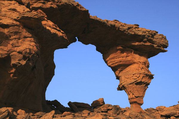 Unnamed arch, Akakus Plateau, Libya