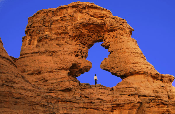 Unnamed arch, Akakus Plateau, Libya