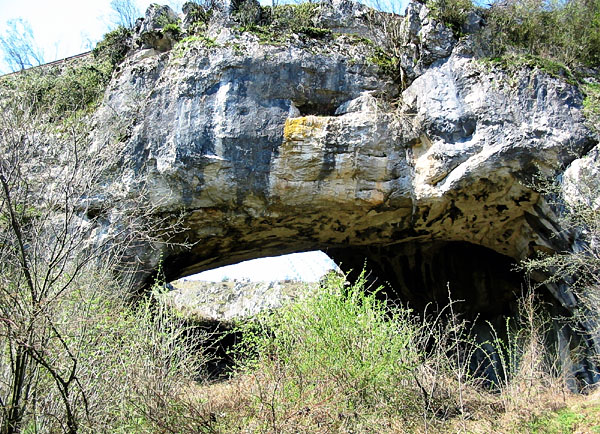 Podul Natural from below