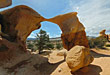 Metate Arch